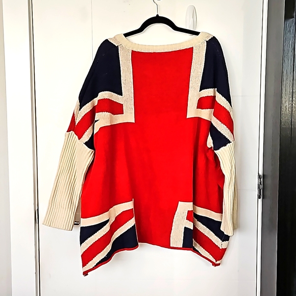 Oversized Union Jack Sweater - Picture 2 of 7